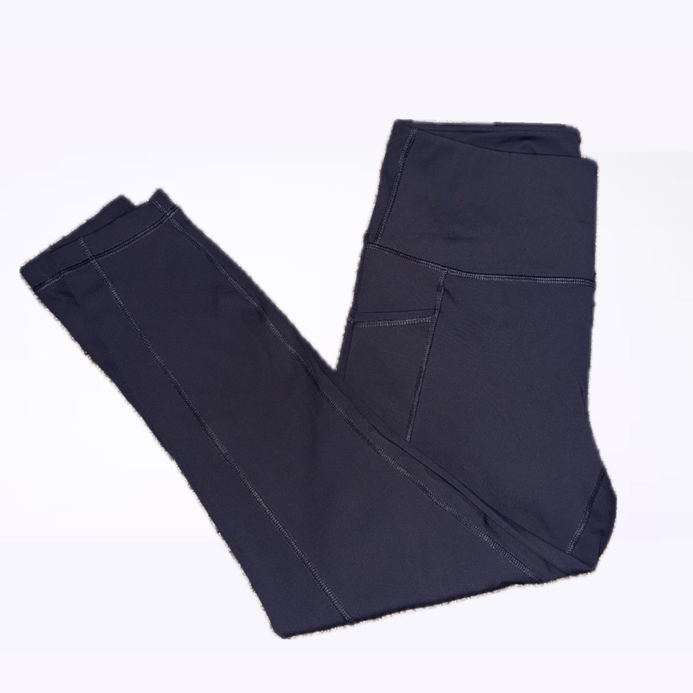 Gray Leggings with Pocket Detail